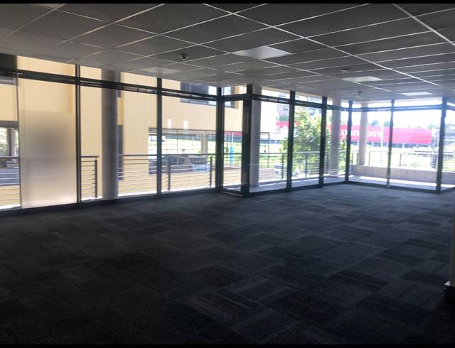 722M² OFFICE TO LET IN WAVERLEY